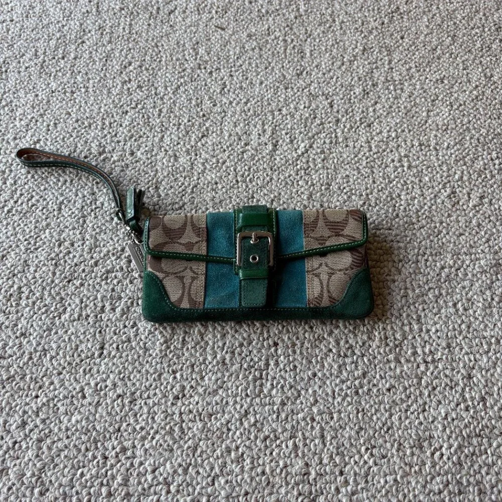 Vintage Coach Soho Signature Canvas Wristlet – Green Suede – Y2K Authentic vint